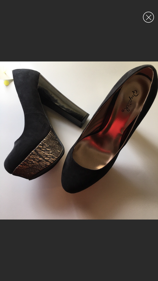 Black and Gold suede Qupid heels
