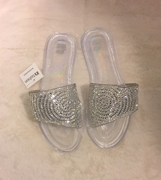 Girl’s it’s fashion sandals