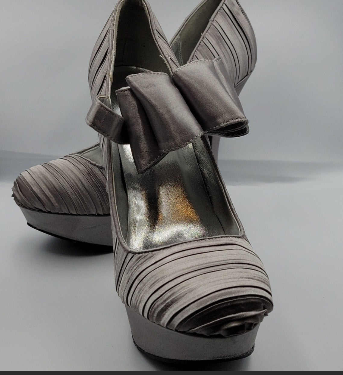 Gray Pewter Satin Qupid Heels With Bow